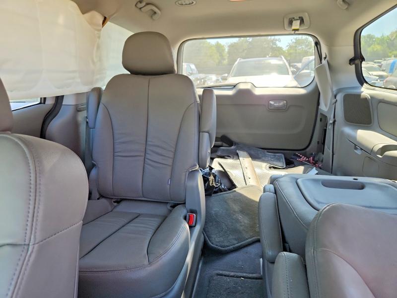 2011 Kia Sedona მანქანა იყიდება აუქციონზე, vin: KNDMH4C73B6386102, აუქციონის ნომერი: 67798186