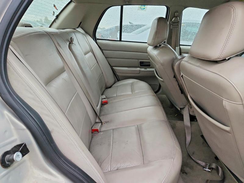 Продажа на аукционе авто 2008 Ford Crown Victoria, vin: 2FAFP74V88X119597, номер лота: 68811266