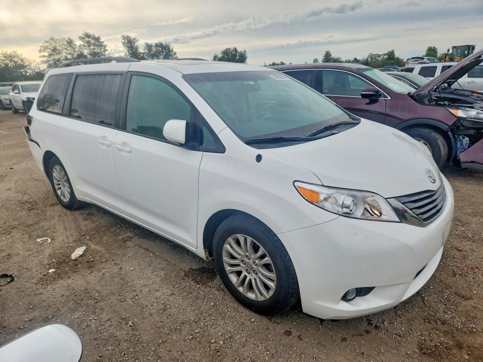 Продажа на аукционе авто 2014 Toyota Sienna, vin: 5TDYK3DC7ES476396, номер лота: 68253786