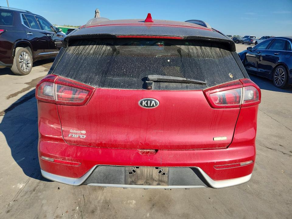 68106506 :رقم المزاد ، KNDCB3LC5H5044539 vin ، 2017 Kia Niro مزاد بيع