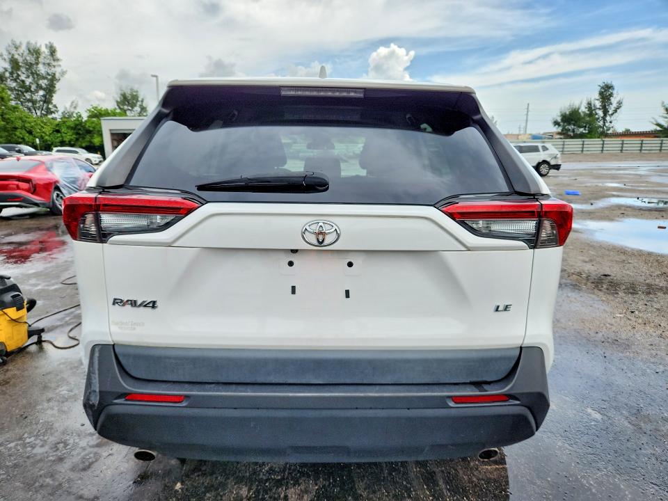 Продажа на аукционе авто 2023 Toyota Rav4, vin: 2T3H1RFVXPC219661, номер лота: 68965486