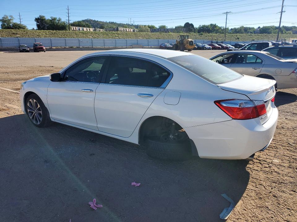 2014 Honda Accord მანქანა იყიდება აუქციონზე, vin: 1HGCR2F59EA281624, აუქციონის ნომერი: 67411446
