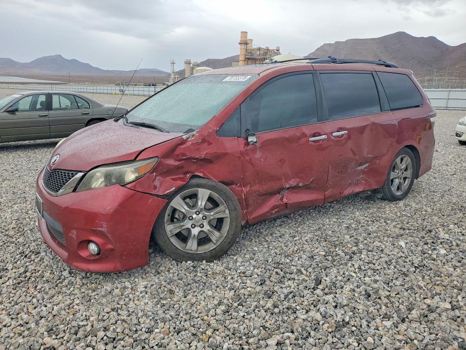 2014 Toyota Sienna მანქანა იყიდება აუქციონზე, vin: 5TDXK3DC9ES427504, აუქციონის ნომერი: 70733376