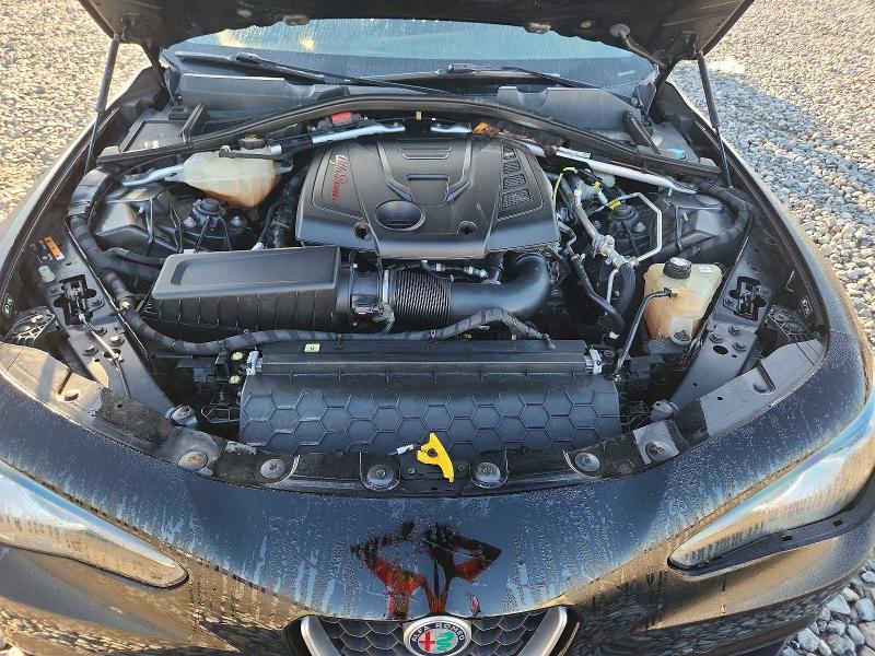 68735966 :رقم المزاد ، ZARFAEBN8H7540654 vin ، 2017 Alfa Romeo Giulia مزاد بيع