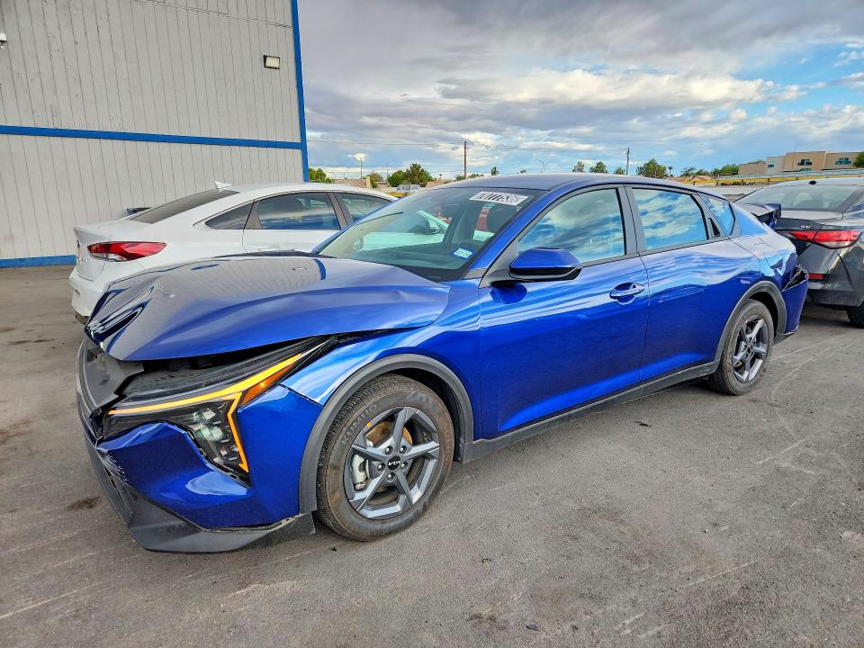 2026 Kia K4 მანქანა იყიდება აუქციონზე, vin: 3KPFT4DE2TE302402, აუქციონის ნომერი: 70777536