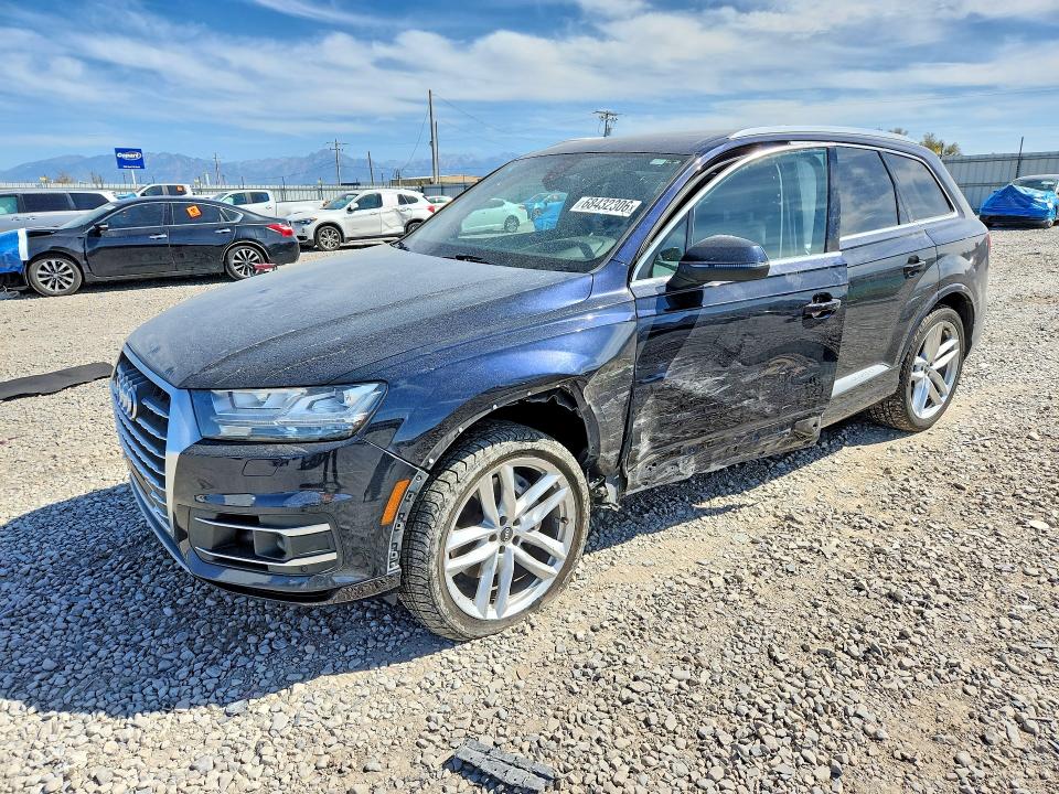 Auction sale of the 2017 Audi Q7, vin: WA1VAAF79HD031405, lot number: 68432306