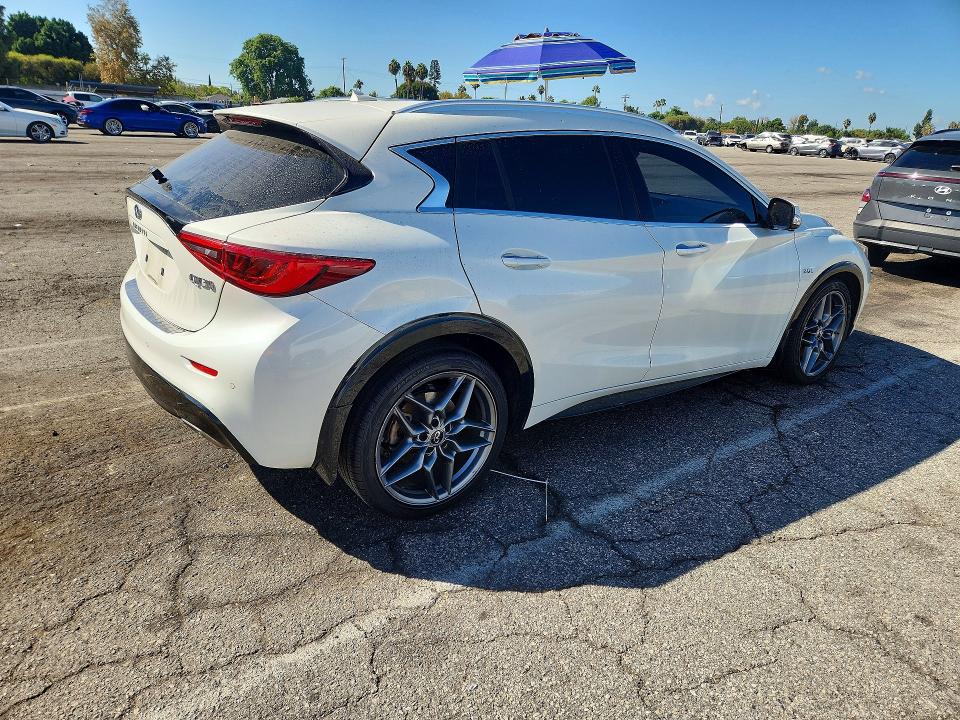 Продажа на аукционе авто 2018 Infiniti Qx30, vin: SJKCH5CP8JA001904, номер лота: 69892506