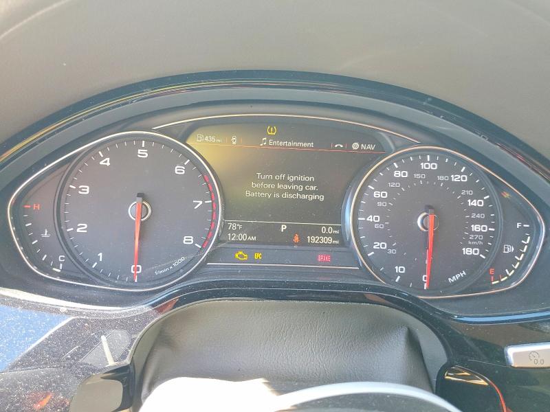 Продажа на аукционе авто 2018 Audi A8, vin: WAU44AFD6JN000804, номер лота: 70792726