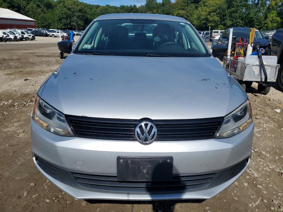 69256406 :رقم المزاد ، 3VW2K7AJ7CM380164 vin ، 2012 Volkswagen Jetta مزاد بيع