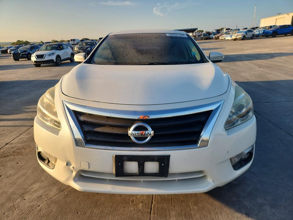 Продажа на аукционе авто 2015 Nissan Altima, vin: 1N4AL3AP7FC239924, номер лота: 69331346