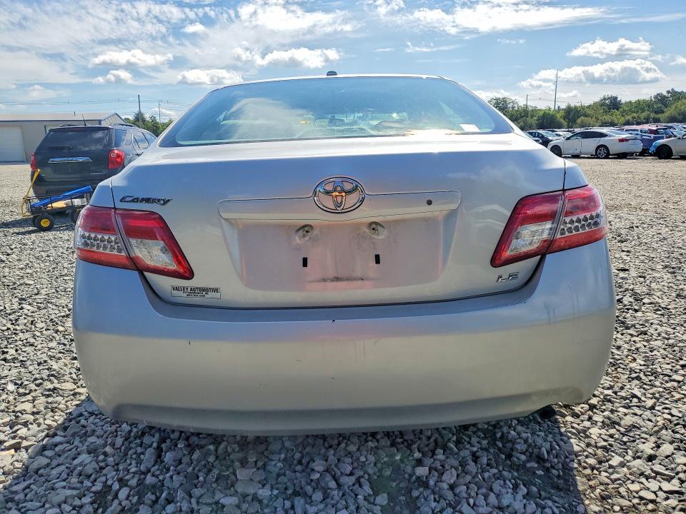 67977186 :رقم المزاد ، 4T1BF3EK0AU077914 vin ، 2010 Toyota Camry مزاد بيع