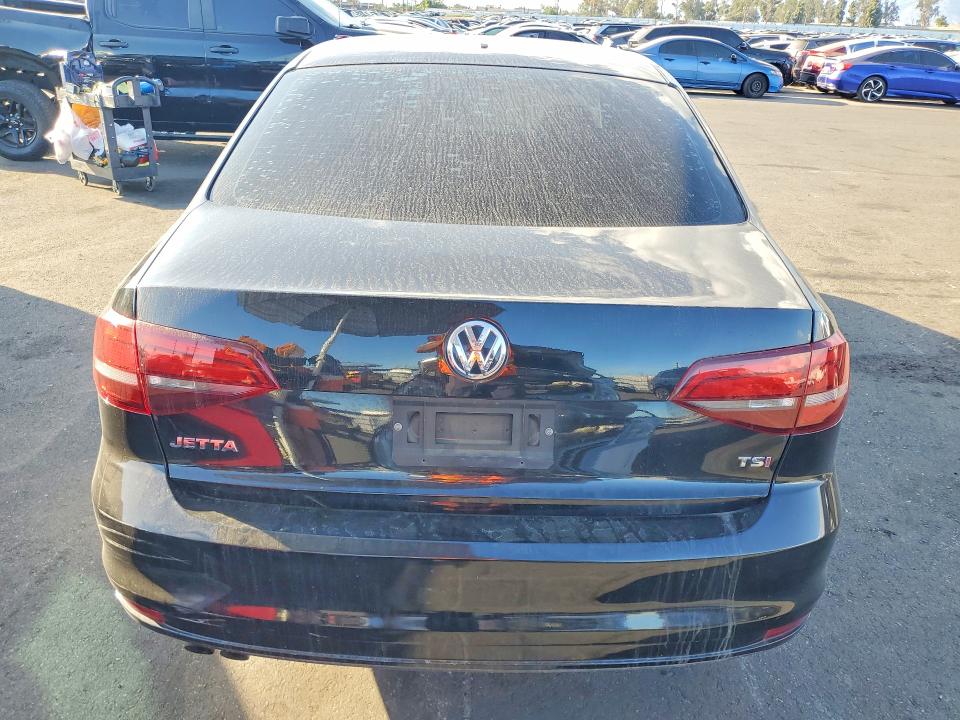 Aukcja sprzedaży 2018 Volkswagen Jetta, vin: 3VW2B7AJ1JM249891, numer aukcji: 71085796