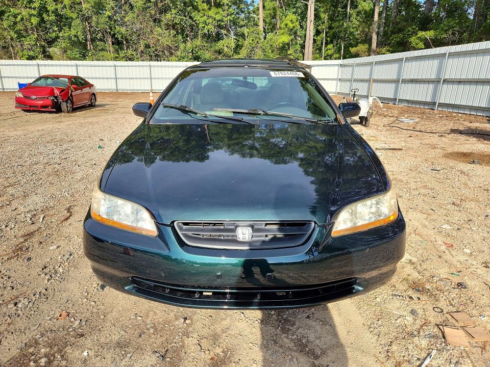 Продажа на аукционе авто 1998 Honda Accord, vin: 1HGCG2256WA018455, номер лота: 67824406