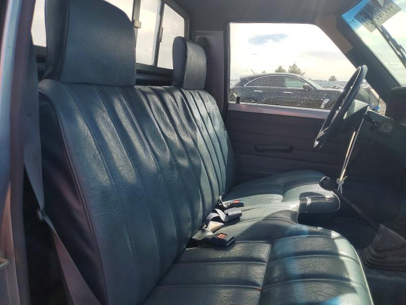69010846 :رقم المزاد ، JT4RN50R7J0359108 vin ، 1988 Toyota Pickup مزاد بيع