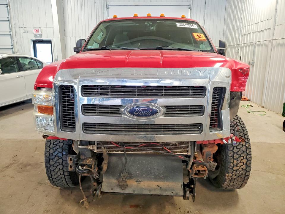69618806 :رقم المزاد ، 1FTNF2B54AEB14824 vin ، 2010 Ford F250 مزاد بيع
