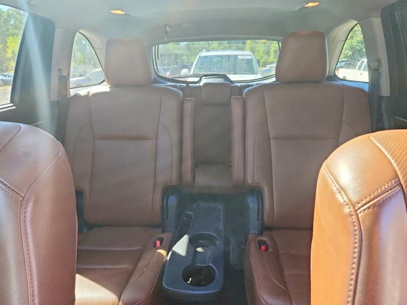 Продажа на аукционе авто 2018 Toyota Highlander, vin: 5TDDZRFH4JS843965, номер лота: 68138096