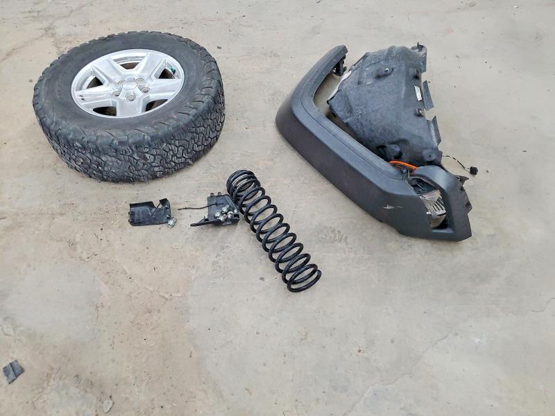 63607126 :رقم المزاد ، 1C6HJTAG1LL131753 vin ، 2020 Jeep Gladiator مزاد بيع
