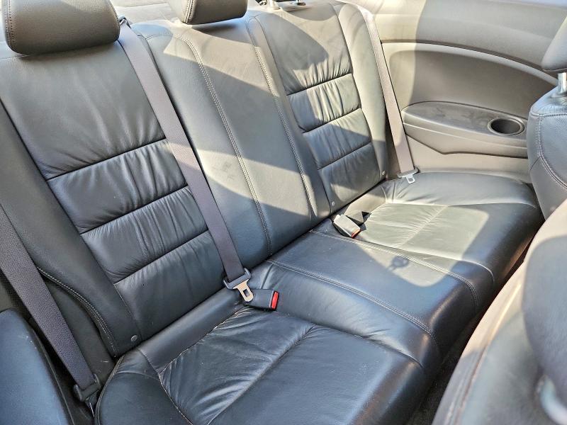 70294666 :رقم المزاد ، 1HGCS228X8A005266 vin ، 2008 Honda Accord مزاد بيع