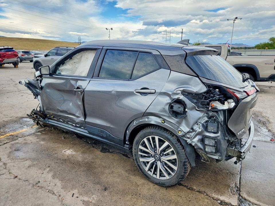 68834156 :رقم المزاد ، 3N1CP5CV1ML512634 vin ، 2021 Nissan Kicks مزاد بيع
