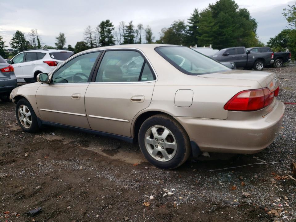 68048826 :رقم المزاد ، 1HGCG6694YA087457 vin ، 2000 Honda Accord مزاد بيع