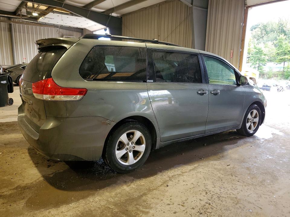 Aukcja sprzedaży 2014 Toyota Sienna, vin: 5TDKK3DC7ES410355, numer aukcji: 69627046
