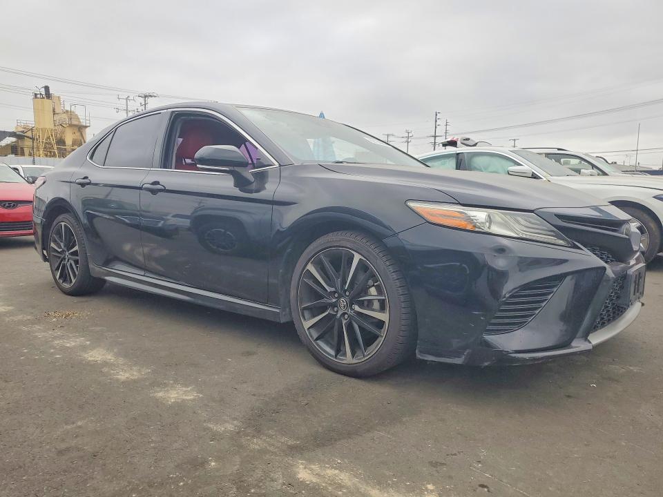 Продажа на аукционе авто 2019 Toyota Camry, vin: 4T1B61HK6KU253821, номер лота: 69198006