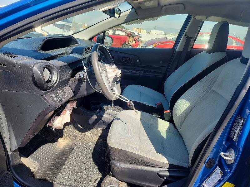70495596 :رقم المزاد ، JTDKDTB3XF1106352 vin ، 2015 Toyota Prius C مزاد بيع