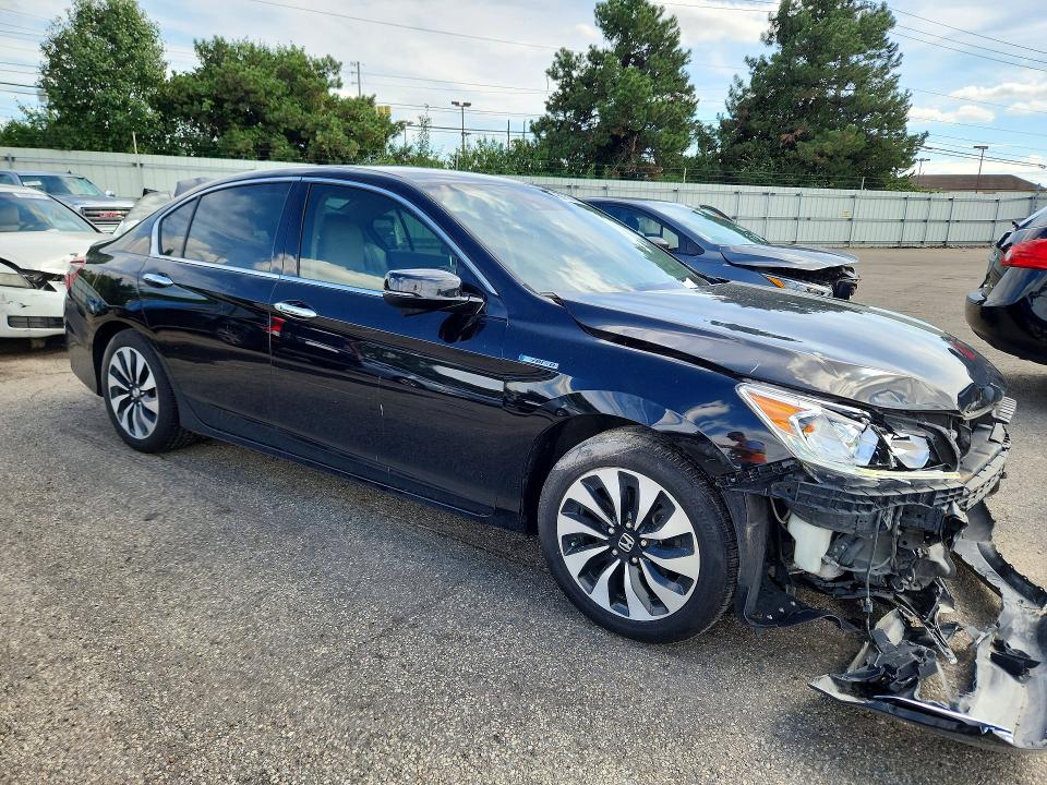 2017 Honda Accord მანქანა იყიდება აუქციონზე, vin: JHMCR6F39HC007058, აუქციონის ნომერი: 68758706