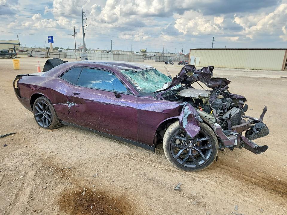 2021 Dodge Challenger მანქანა იყიდება აუქციონზე, vin: 2C3CDZBT3MH586552, აუქციონის ნომერი: 70004336