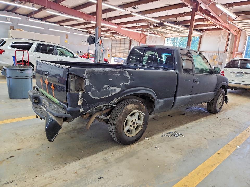 2000 Chevrolet S Truck მანქანა იყიდება აუქციონზე, vin: 1GCDT19W8YK225241, აუქციონის ნომერი: 69183246