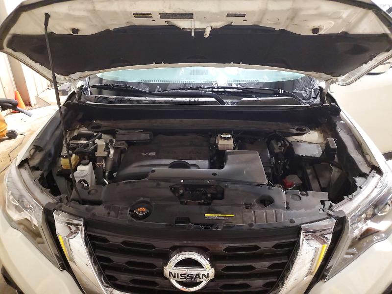 Продажа на аукционе авто 2017 Nissan Pathfinder, vin: 5N1DR2MM6HC640817, номер лота: 69841036