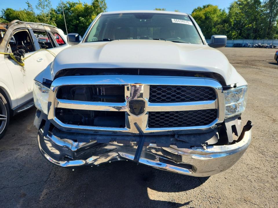 68438076 :رقم المزاد ، 1C6RR7TT1KS684230 vin ، 2019 Ram 1500 Classic مزاد بيع