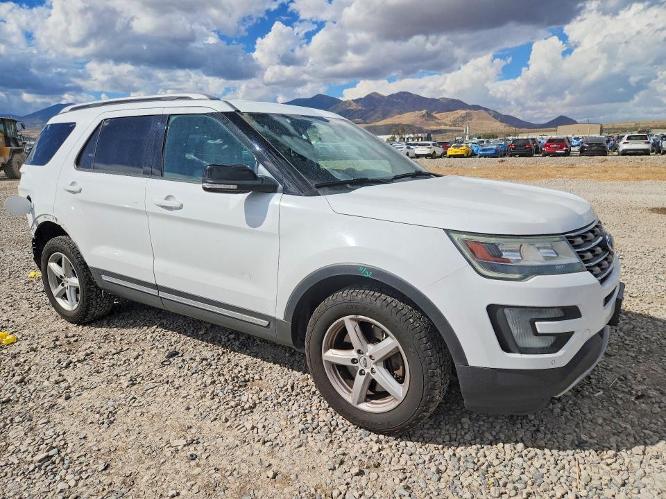 69624796 :رقم المزاد ، 1FM5K8D80GGC22372 vin ، 2016 Ford Explorer مزاد بيع
