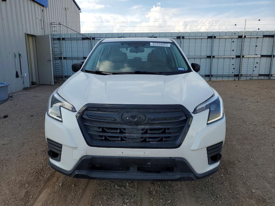 68880556 :رقم المزاد ، JF2SKAAC7NH457139 vin ، 2022 Subaru Forester مزاد بيع
