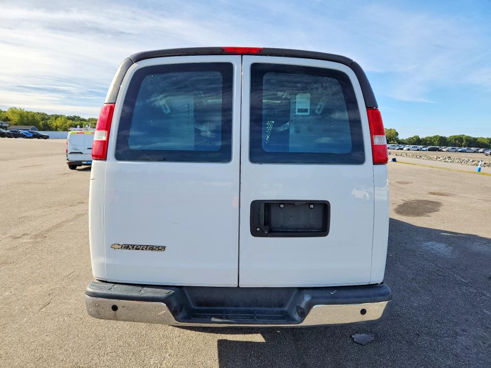 68414526 :رقم المزاد ، 1GCZGGFG6K1308125 vin ، 2019 Chevrolet Express G3500 مزاد بيع