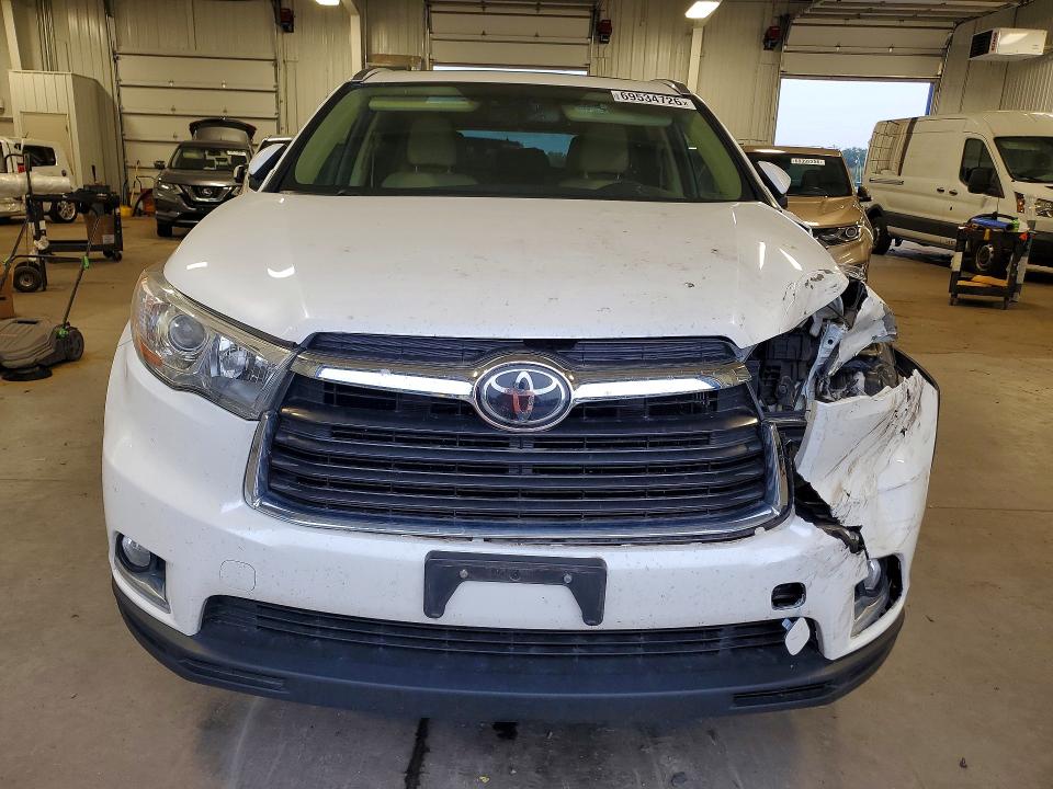 69534726 :رقم المزاد ، 5TDDKRFH2FS099228 vin ، 2015 Toyota Highlander مزاد بيع