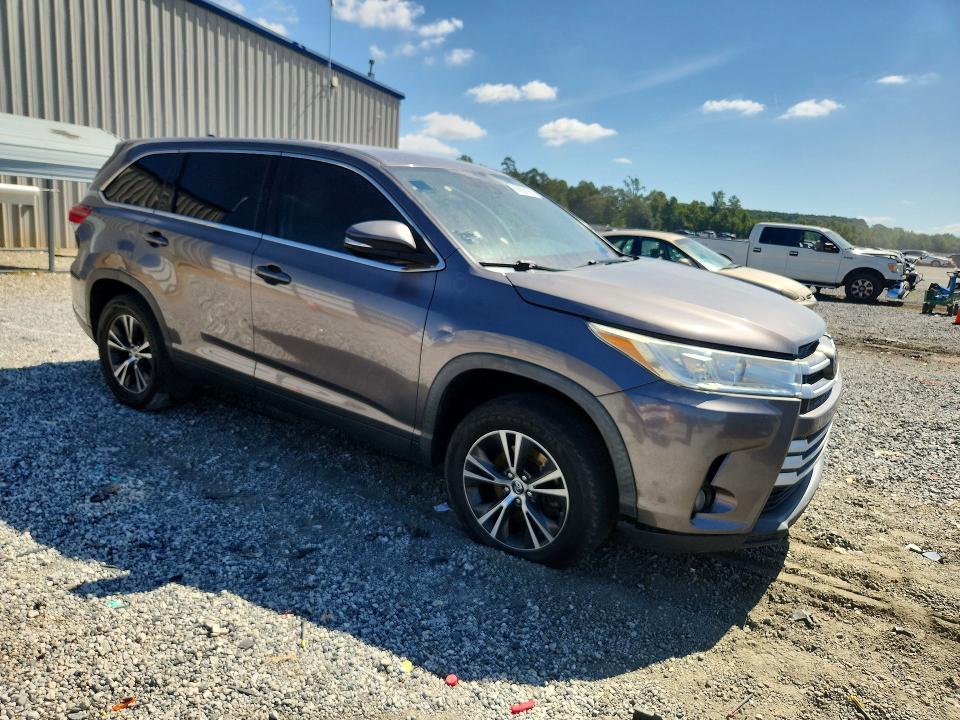 Продажа на аукционе авто 2019 Toyota Highlander, vin: 5TDZZRFH0KS361596, номер лота: 68004166
