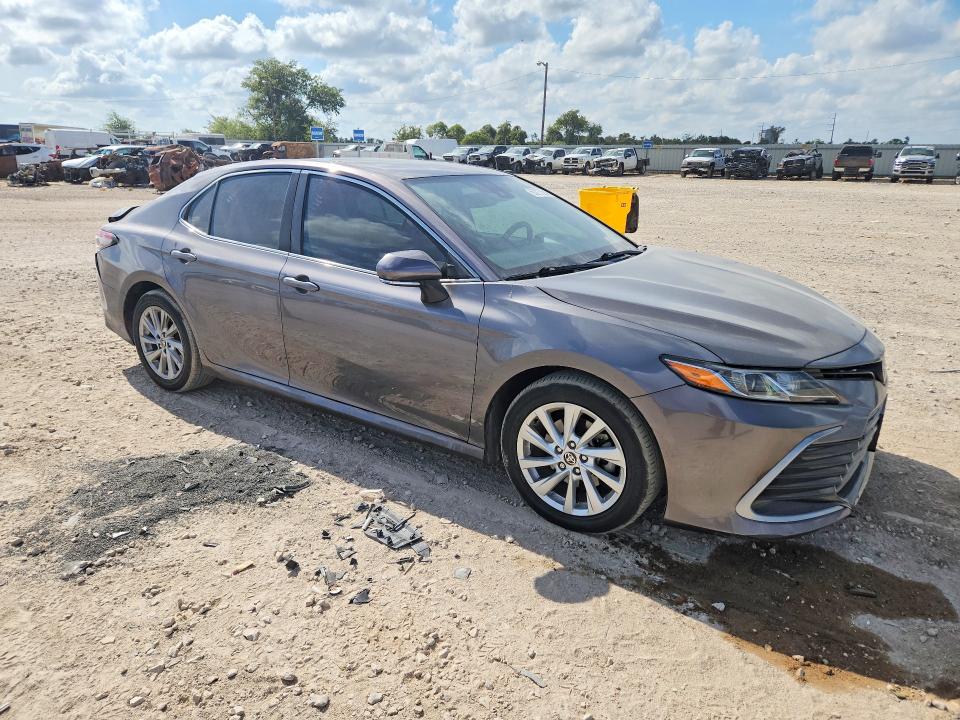 2021 Toyota Camry მანქანა იყიდება აუქციონზე, vin: 4T1R11AK1MU591105, აუქციონის ნომერი: 69217586