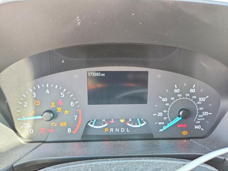 69733566 :رقم المزاد ، 1FMCU0G62NUB60453 vin ، 2022 Ford Escape مزاد بيع