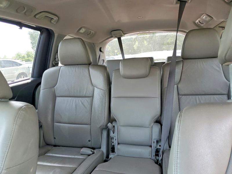 67799426 :رقم المزاد ، 5FNRL5H92BB507758 vin ، 2011 Honda Odyssey مزاد بيع