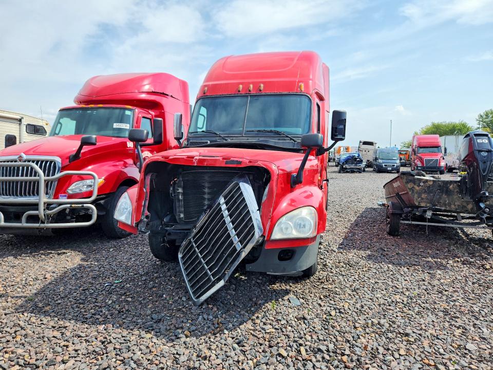 2016 Freightliner Cascadia 125 მანქანა იყიდება აუქციონზე, vin: 3AKJGLDR4GSGT9551, აუქციონის ნომერი: 67849086
