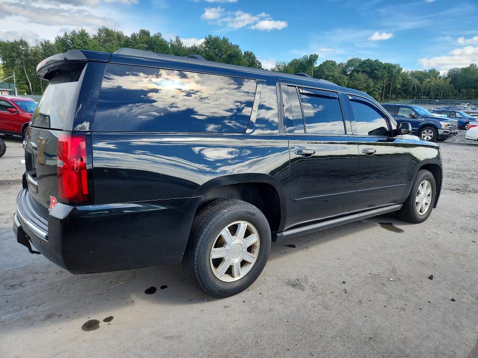 Продаж на аукціоні авто 2017 Chevrolet Suburban, vin: 1GNSKJKC9HR291810, номер лоту: 68393076