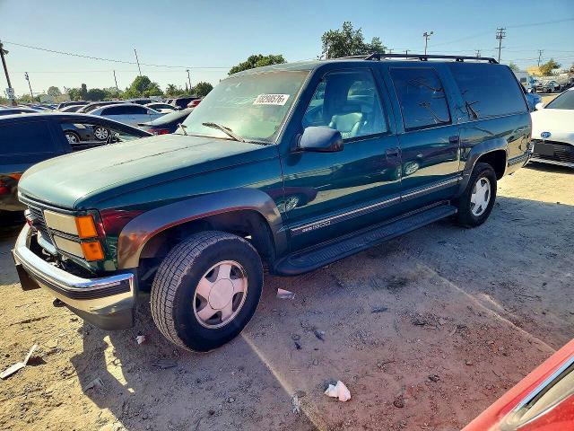 68298576 :رقم المزاد ، 3GKFK16R7VG525189 vin ، 1997 Gmc Suburban مزاد بيع