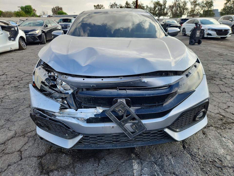 2017 Honda Civic მანქანა იყიდება აუქციონზე, vin: SHHFK7H55HU420538, აუქციონის ნომერი: 69114576