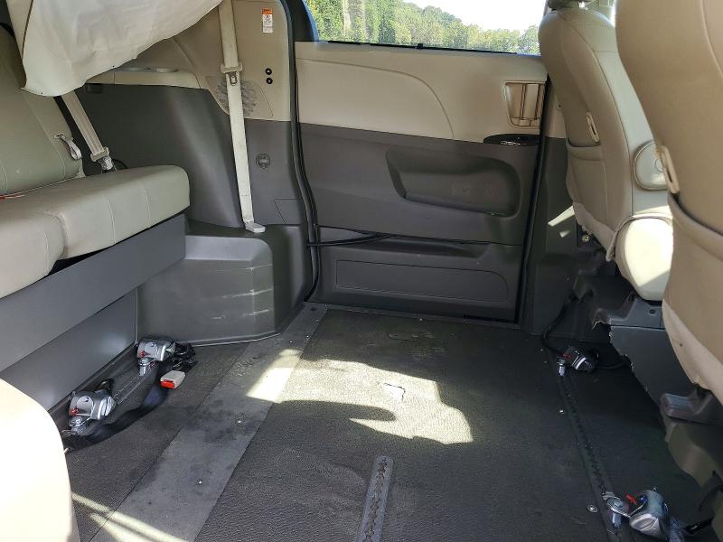 2019 Toyota Sienna მანქანა იყიდება აუქციონზე, vin: 5TDYZ3DC6KS011759, აუქციონის ნომერი: 68410156