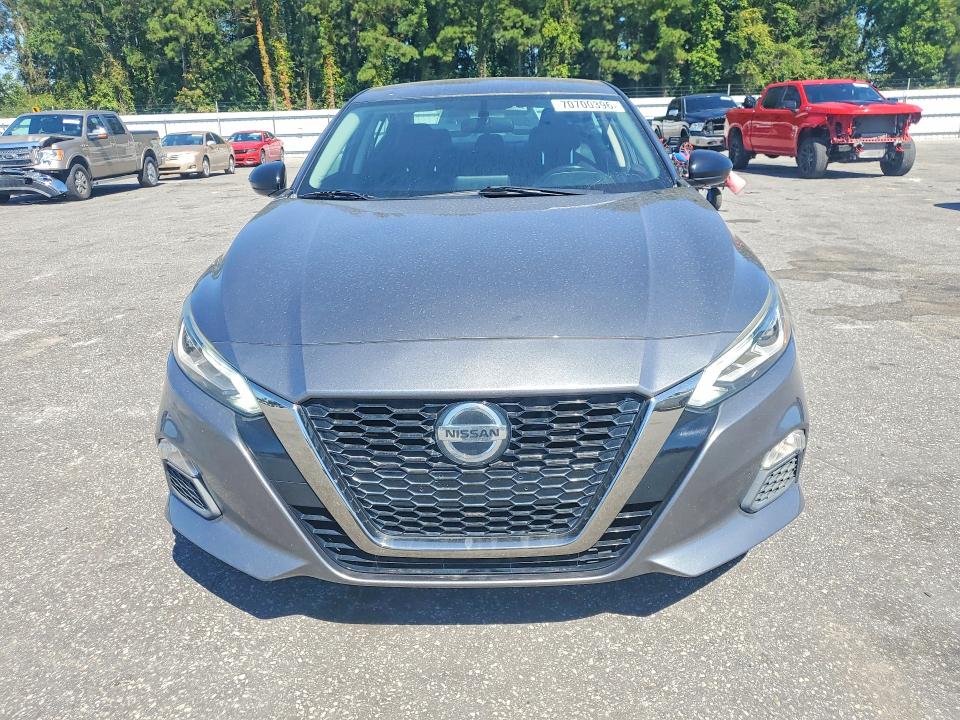 2019 Nissan Altima მანქანა იყიდება აუქციონზე, vin: 1N4BL4CV8KN324615, აუქციონის ნომერი: 70700396