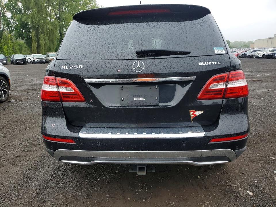 2015 Mercedes-benz Ml მანქანა იყიდება აუქციონზე, vin: 4JGDA0EB8FA618979, აუქციონის ნომერი: 66353826