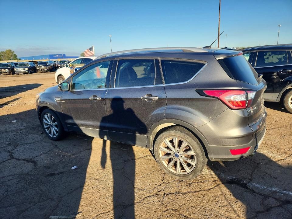 Продажа на аукционе авто 2017 Ford Escape, vin: 1FMCU0JD5HUD38237, номер лота: 70183986