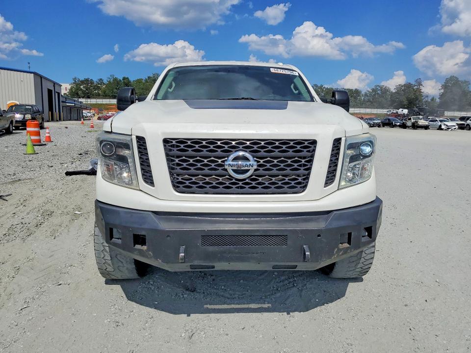 Продажа на аукционе авто 2017 Nissan Titan Xd, vin: 1N6BA1F48HN509318, номер лота: 68725796