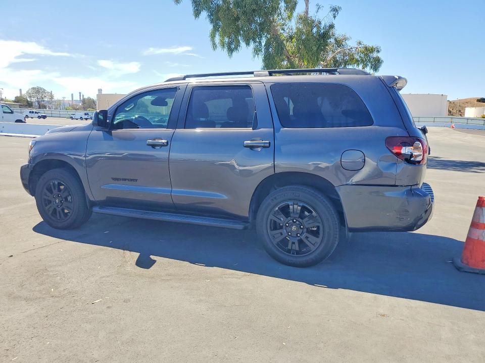 Продаж на аукціоні авто 2018 Toyota Sequoia, vin: 5TDBY5G18JS158520, номер лоту: 68102366